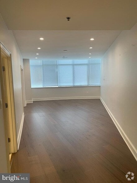 Building Photo - 201-59-259 N 8th St Unit 1B-704 Rental