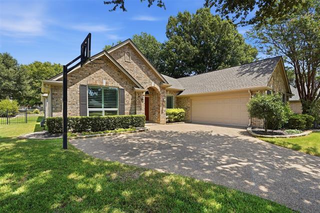 Photo - 900 Muirfield Dr