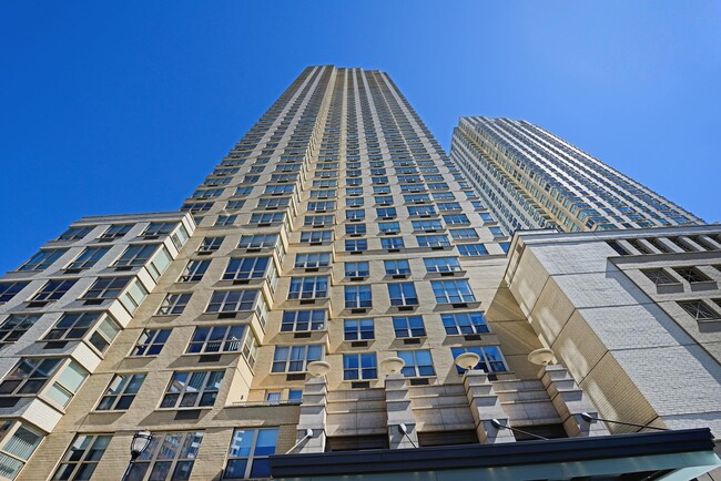 Photo - 88 Morgan St Unidad PH2-4 Rental