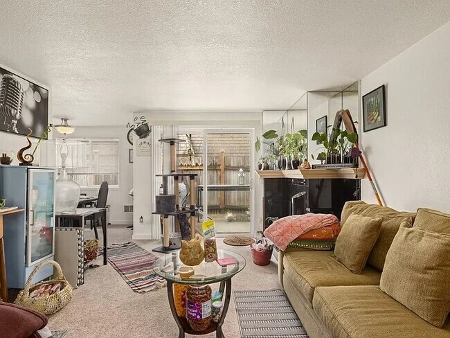 Photo - 14526 NE 6th Pl Unit 1