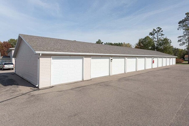 Photo - Pine Haven Apartments