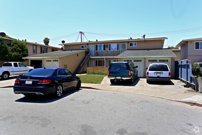 Photo - 415 Rogell Ct