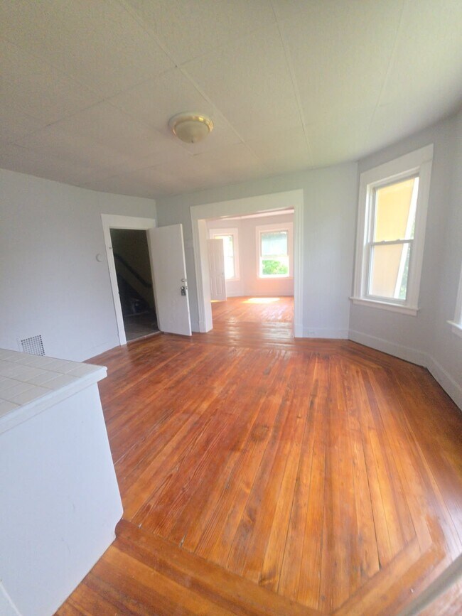Photo - 309 Cooke St Unit 2