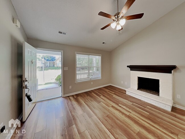 Photo - 109 Ashland Dr