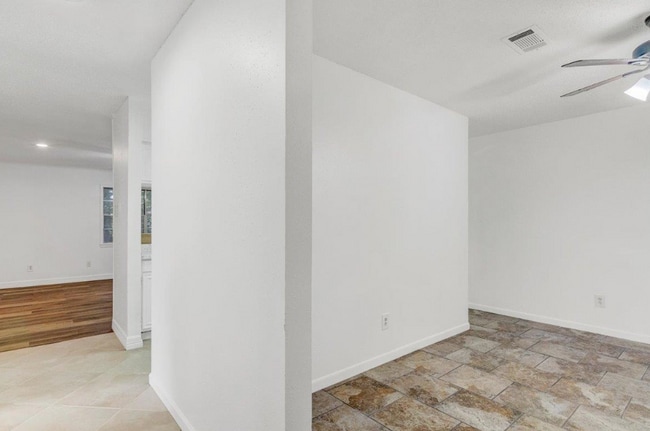 Photo - 5585 Scenic Dr