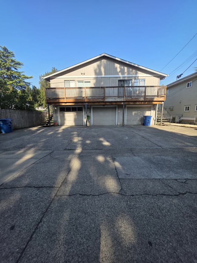 Building Photo - 954-MHH954 Capitol St NE Unit 1