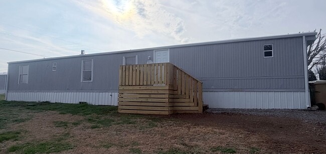 Building Photo - Cypress Break Mobile Home Rental Available Now