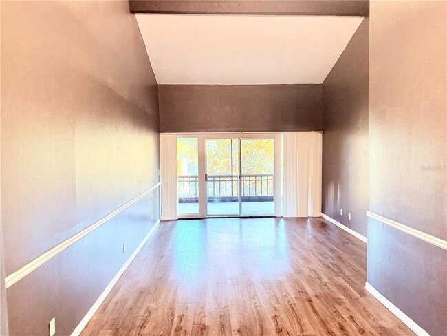 Photo - 6519 W Newberry Rd Unit 211