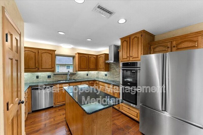 Photo - 20 Timberline Dr