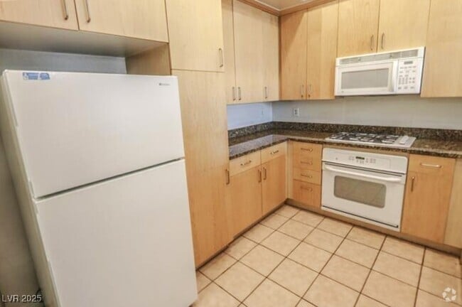 Building Photo - 68 E Serene Ave Unit 112 Rental