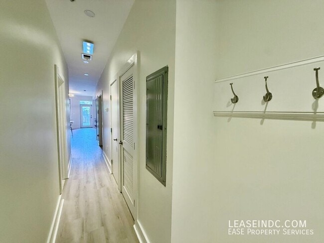 Photo - 245 15th St SE Unit #101