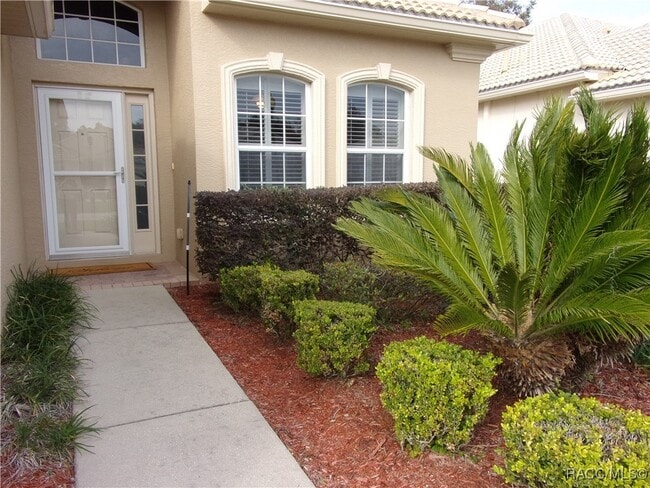 Photo - 877 W Silver Meadow Loop