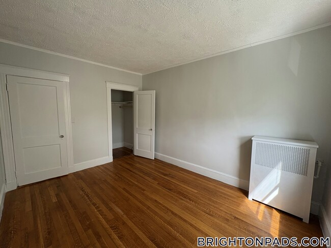 Building Photo - 1615 Commonwealth Ave Rental