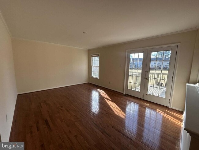 Photo - 506 Dunbarton Ct