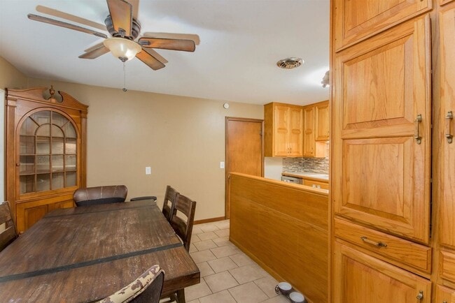Photo - 3810 E Skinner St
