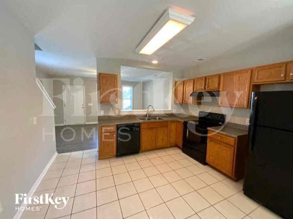 Photo - 405 Verbena Ave