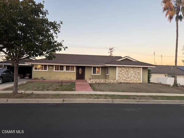 Building Photo - 161 Teasdale St