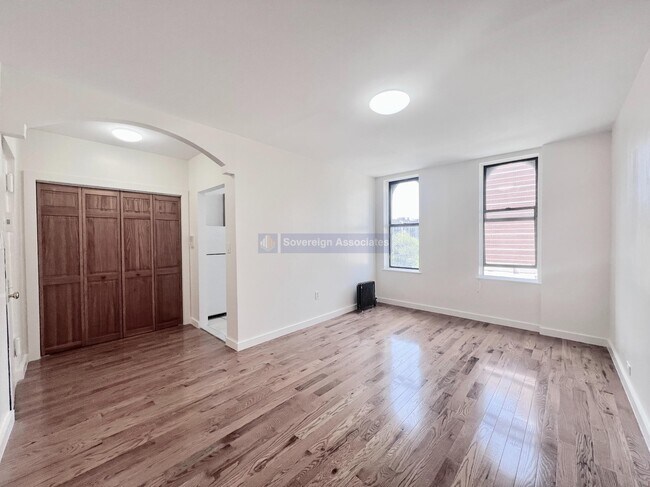 Photo - 55 Ellwood St Apartment Unit 4C