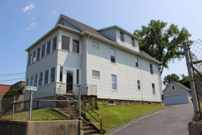 488 South St Unit First Floor