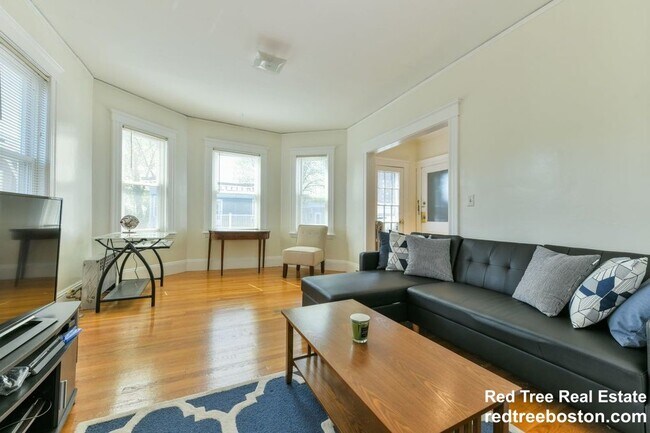 11 Parkton Rd Unit 1