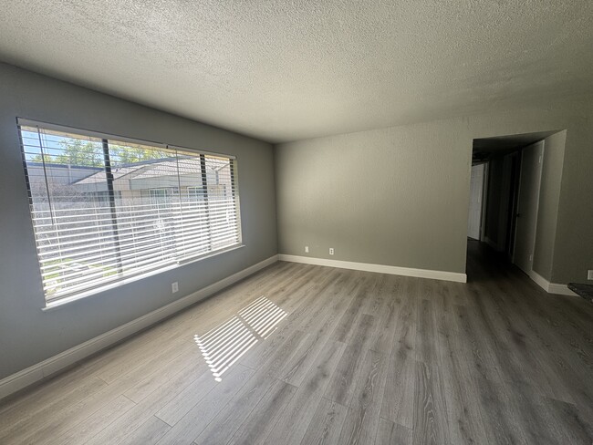 Photo - 6724 Plymouth Rd Unit 38