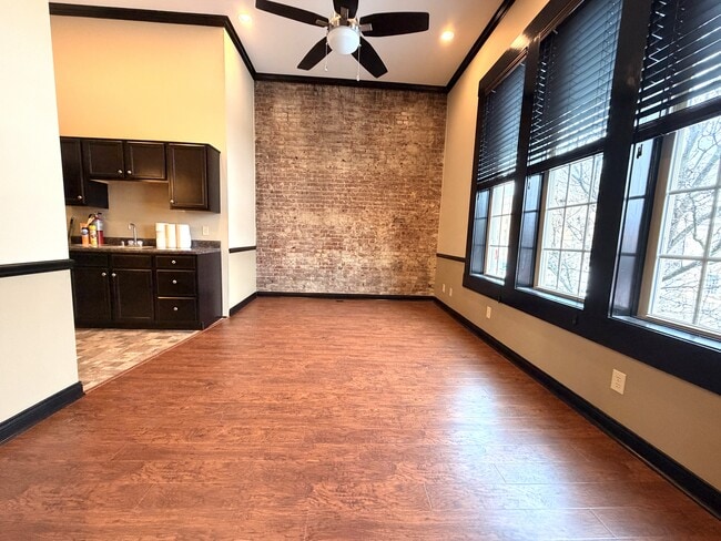 Photo - 209 N Capitol Ave Unit #2