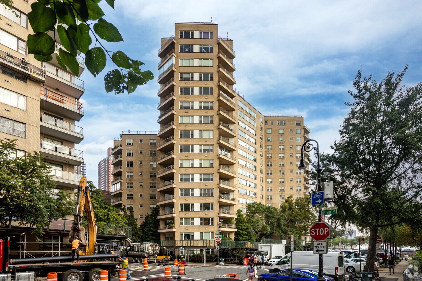 Photo - 200 E East End Ave