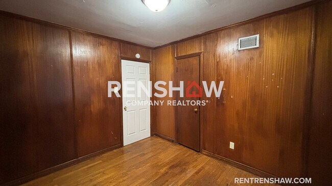 Photo - 4243 Vann Ave