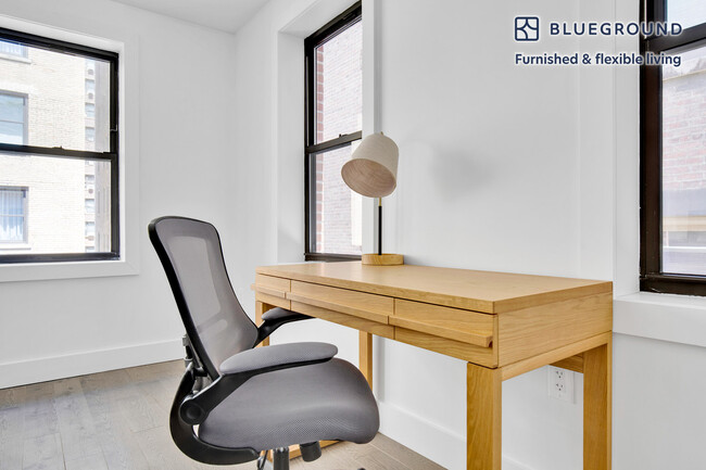 Photo - 241 W 75th St Unit FL4-ID773