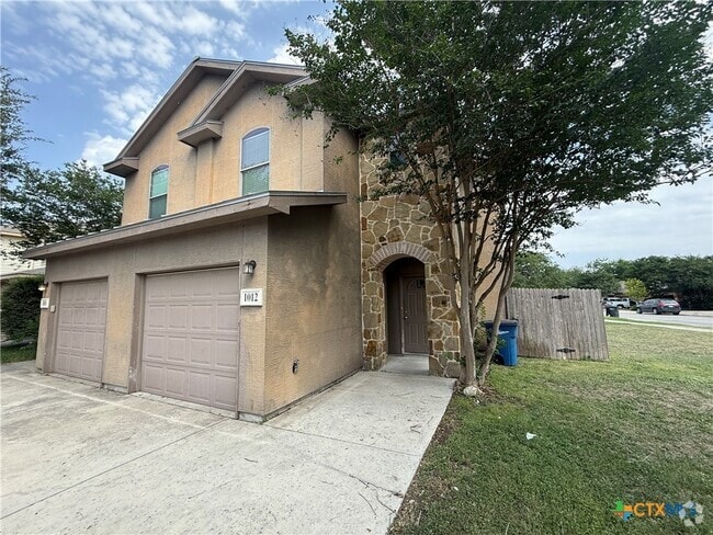 Building Photo - 1012 Brown Rock Dr Rental