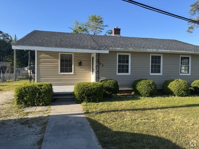 Building Photo - 403 Miller Blvd Rental