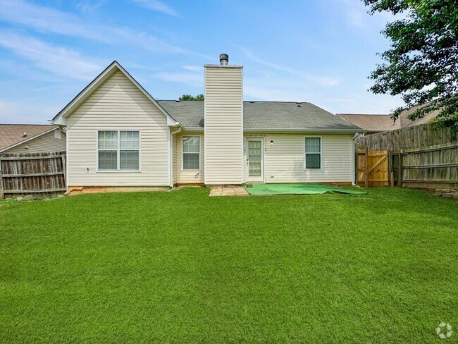Building Photo - 10623 Pine Forest Ln Rental