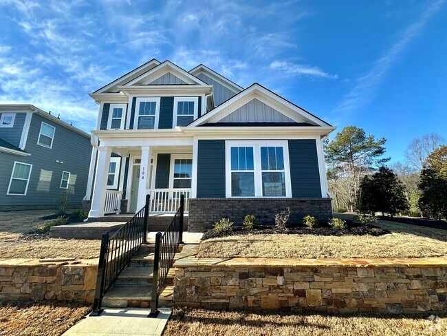 Building Photo - Charming 3 Bedroom Home