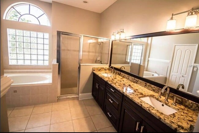 Photo - 2620 Millhopper Ave