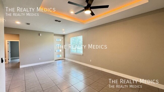 Photo - 56 Cordona Dr
