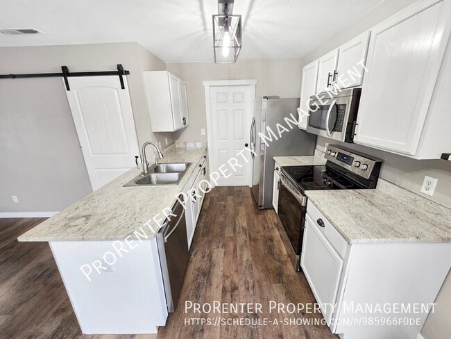 Photo - 1984 N 2125 W