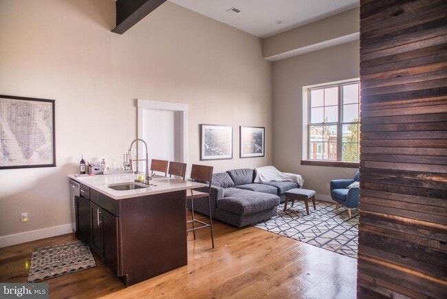 Building Photo - 705-7 S 5th St Unit 304 Rental