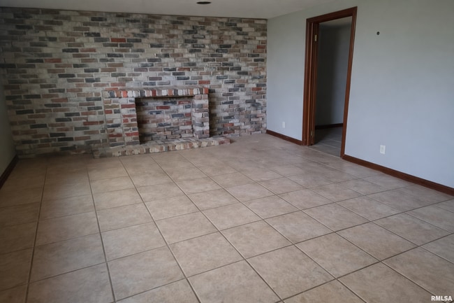 Photo - Spacious 3-Bed 3-Bath Clinton Home with Attached Garage!