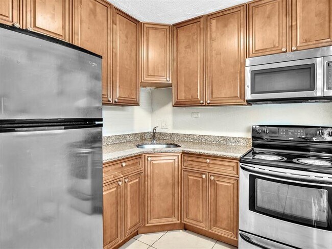 Photo - 705 SW 15th Ave Unidad 3