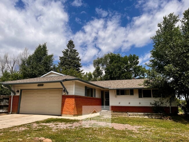 Photo - 1304 Rainier Dr House