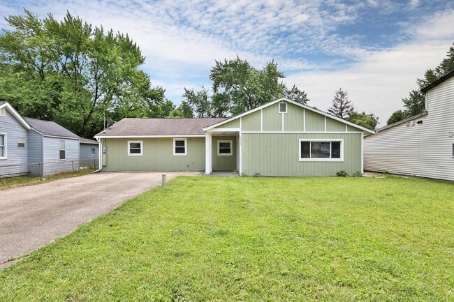 Building Photo - 3553 Brookside Blvd Rental