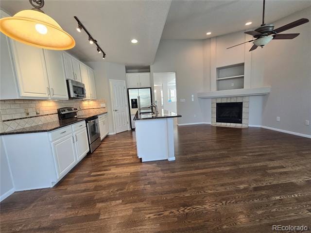 Photo - 1927 Rannoch Dr