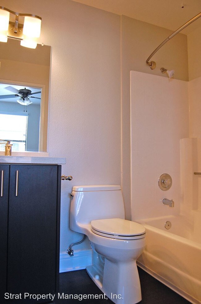Photo - Uptown Villas Apartments (II)