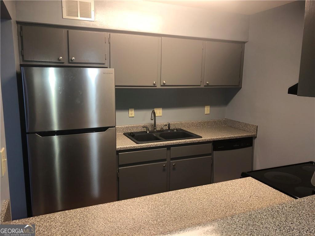 Photo - 2213 Huntingdon Chase