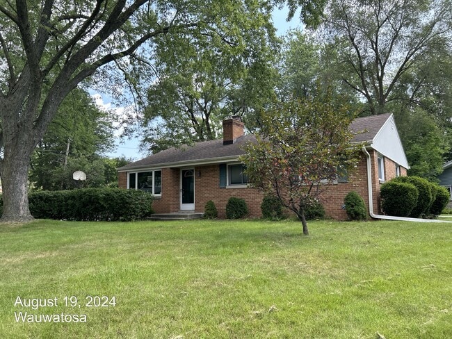 Photo - 9431 W Marion St