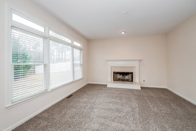 Photo - 312 Viceroy Curve