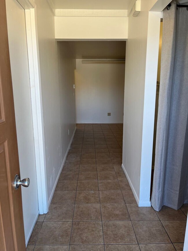 Photo - 3028 N Corrine Dr Unidad B