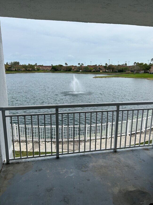 Photo - 8640 SW 212th St