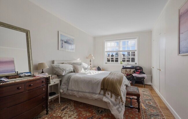 Photo - 122 Beacon St Unit 6C