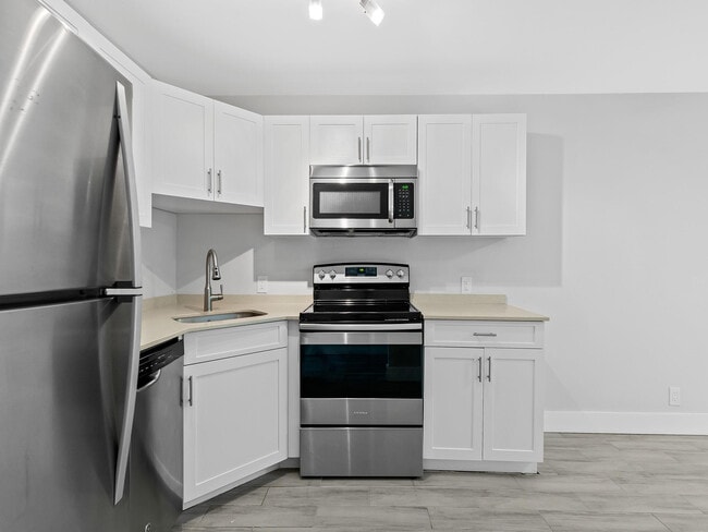 Photo - 3208 NE 7th St Unit C